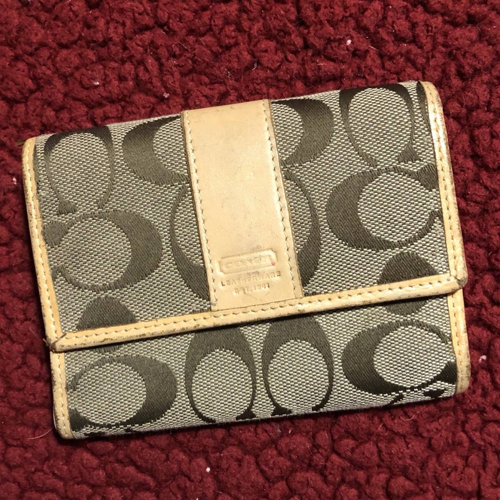coach wallet